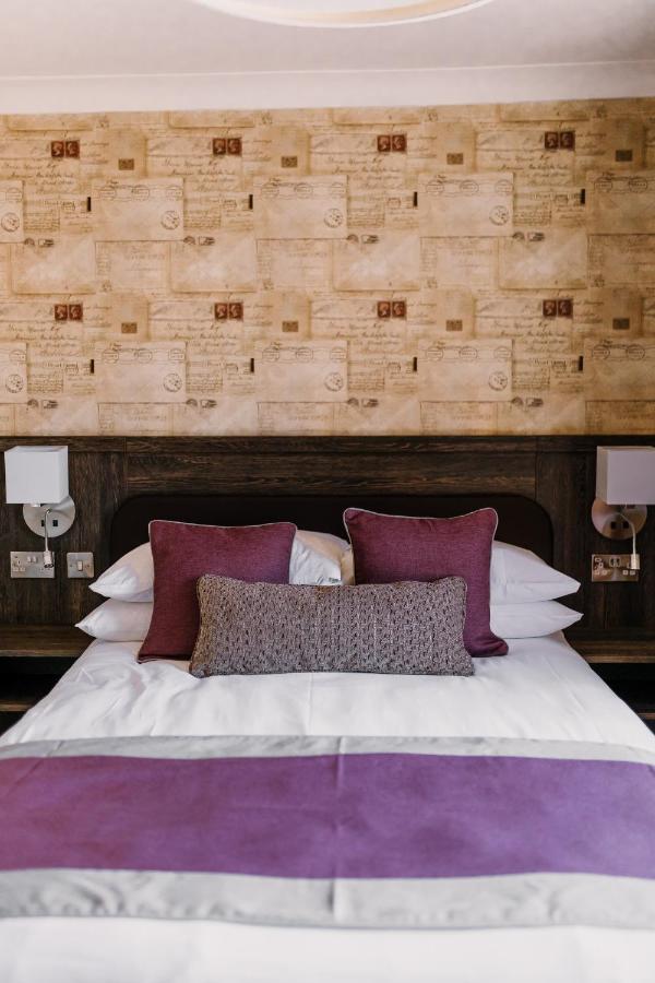 The Bull Hotel Stony Stratford Εξωτερικό φωτογραφία