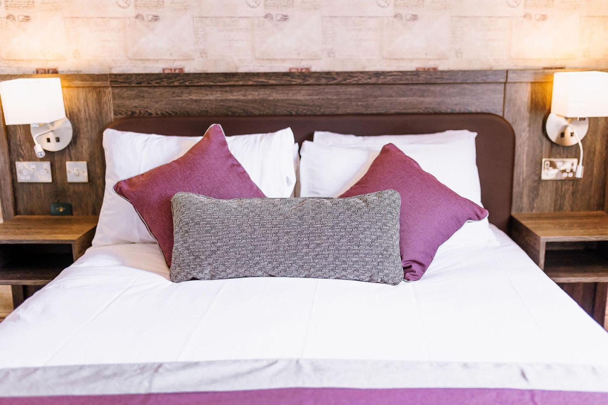 The Bull Hotel Stony Stratford Εξωτερικό φωτογραφία